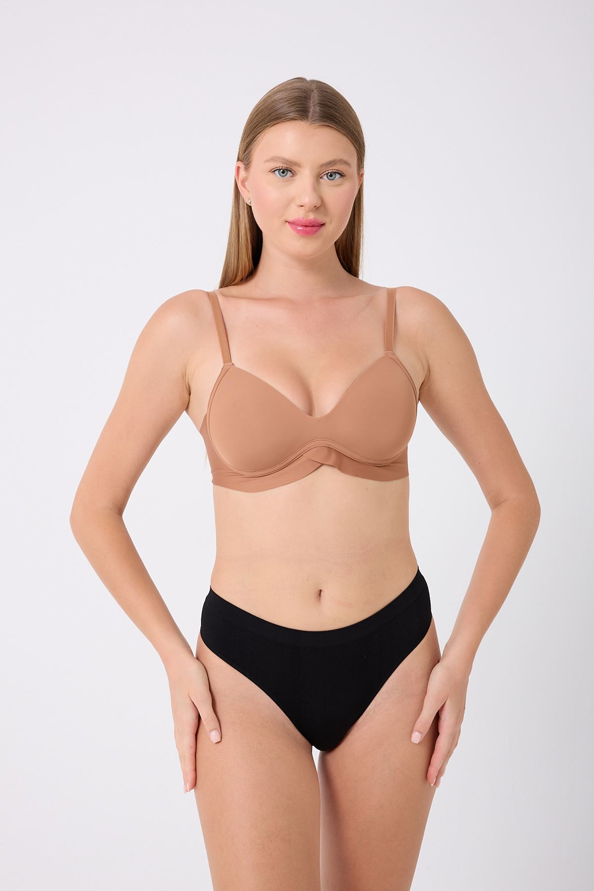 Hafif Destekli Nefes Alabilir Dikişsiz Sütyen 