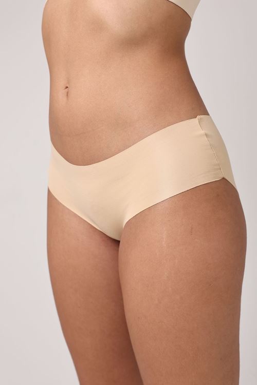 Leswear Bato Külot Lazer Kesim Ten Renk – Konforlu ve Şık