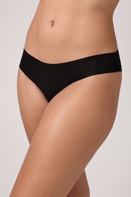 Leswear Brazilian Külot Lazer Kesim Siyah Renk – Şık ve Konforlu Brazilian Külot